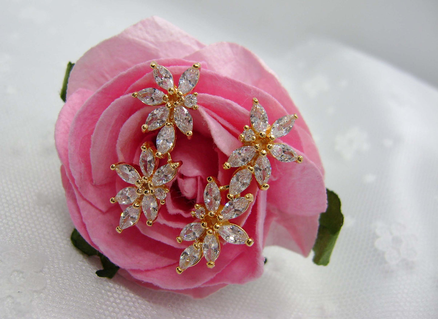 Earrings - Gold Drop