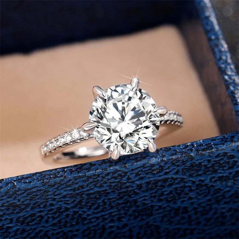 Ring - Silver Solitaire ring