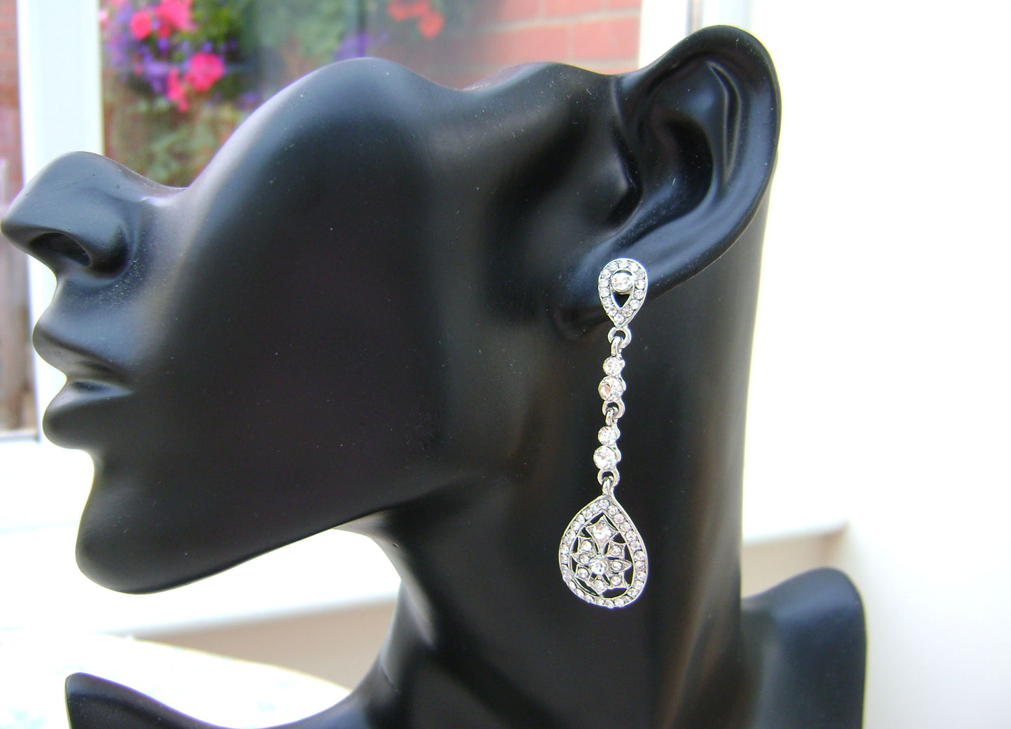 Earrings - Silver Vintage Style Drop Earring