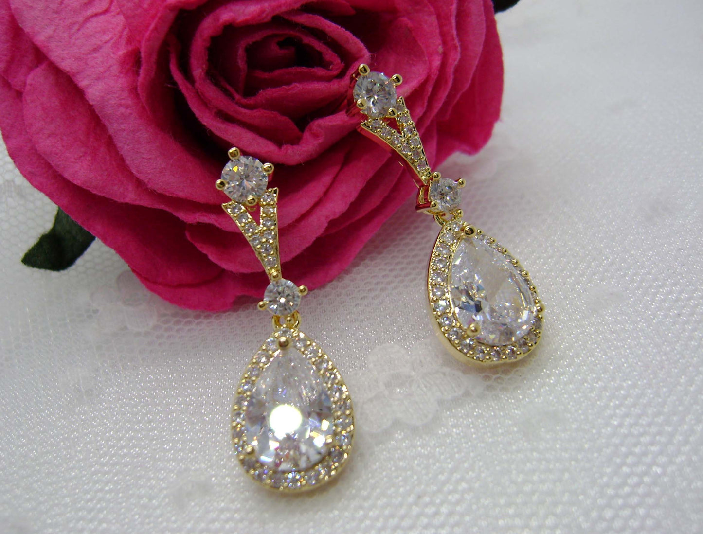 Earrings - Gold Drop