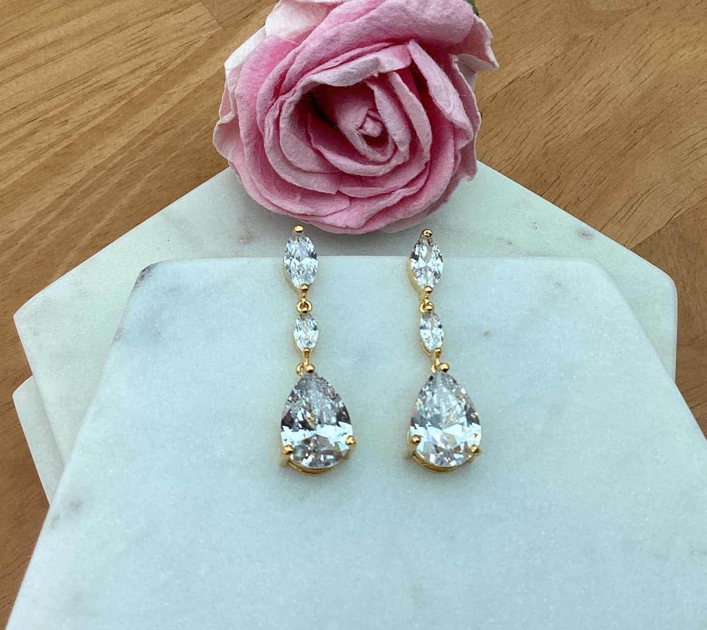 Earrings - Gold Drop