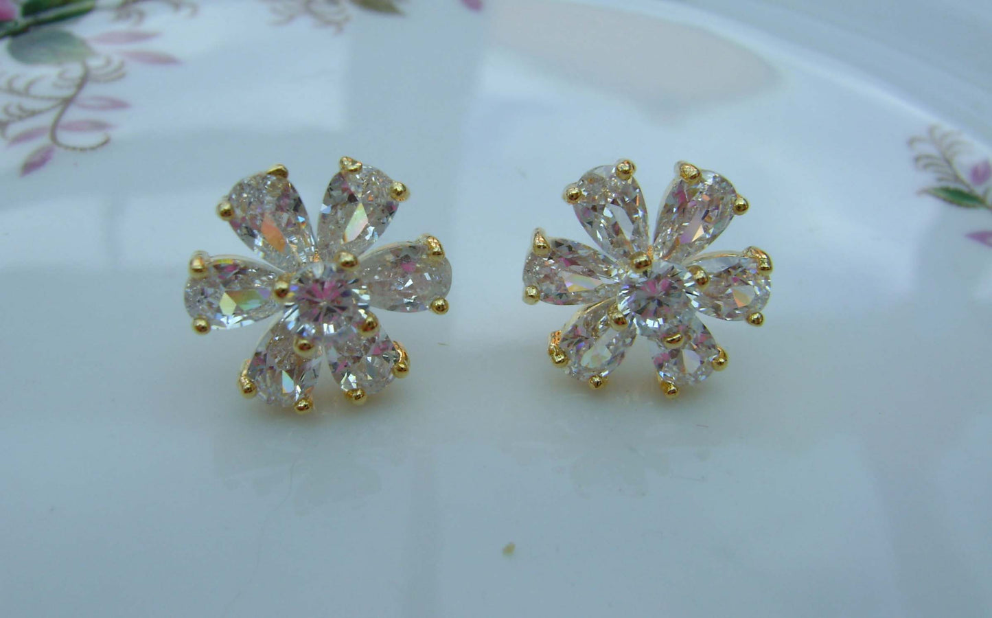 Earrings - Gold