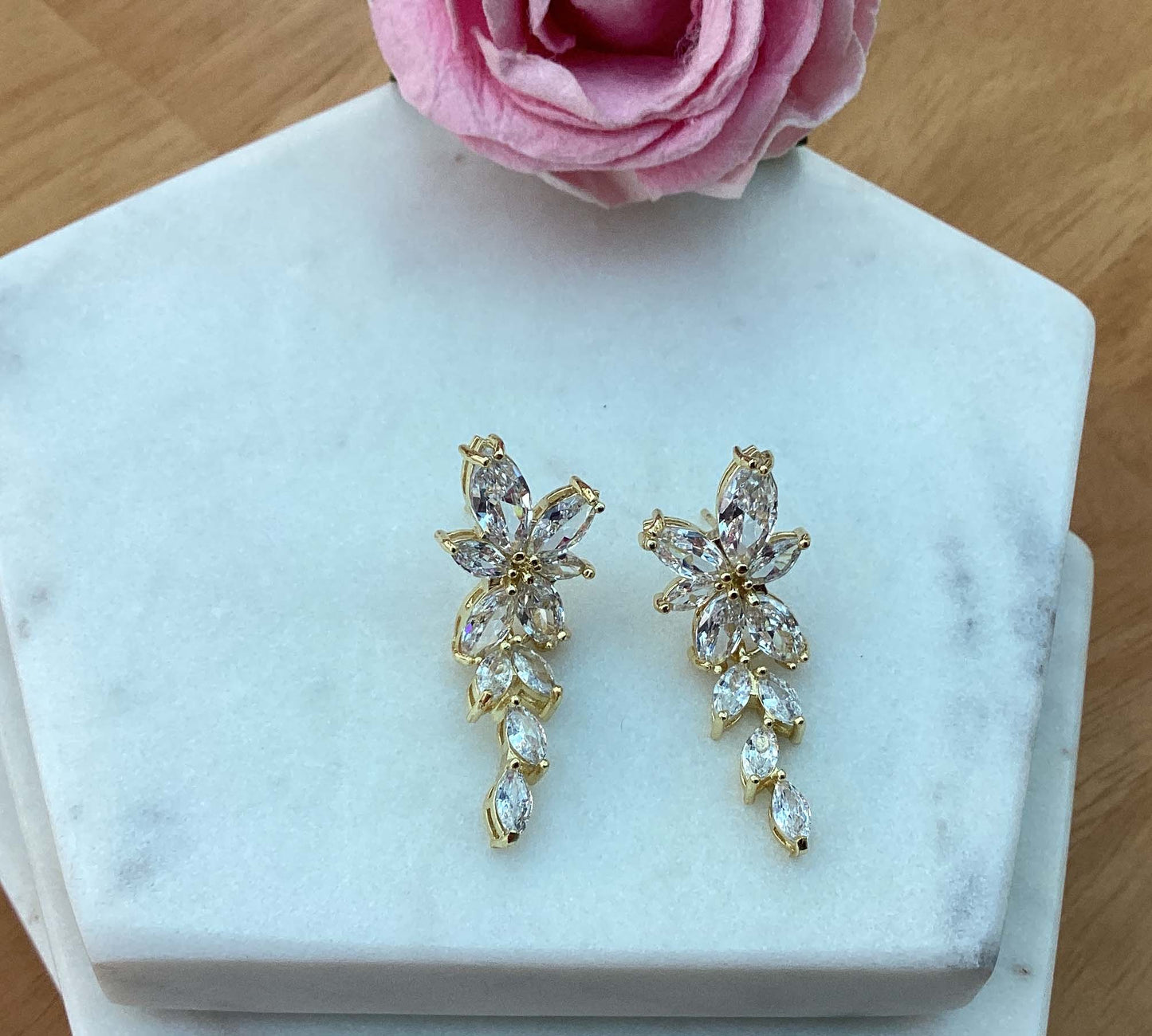 Earrings - Gold Drop