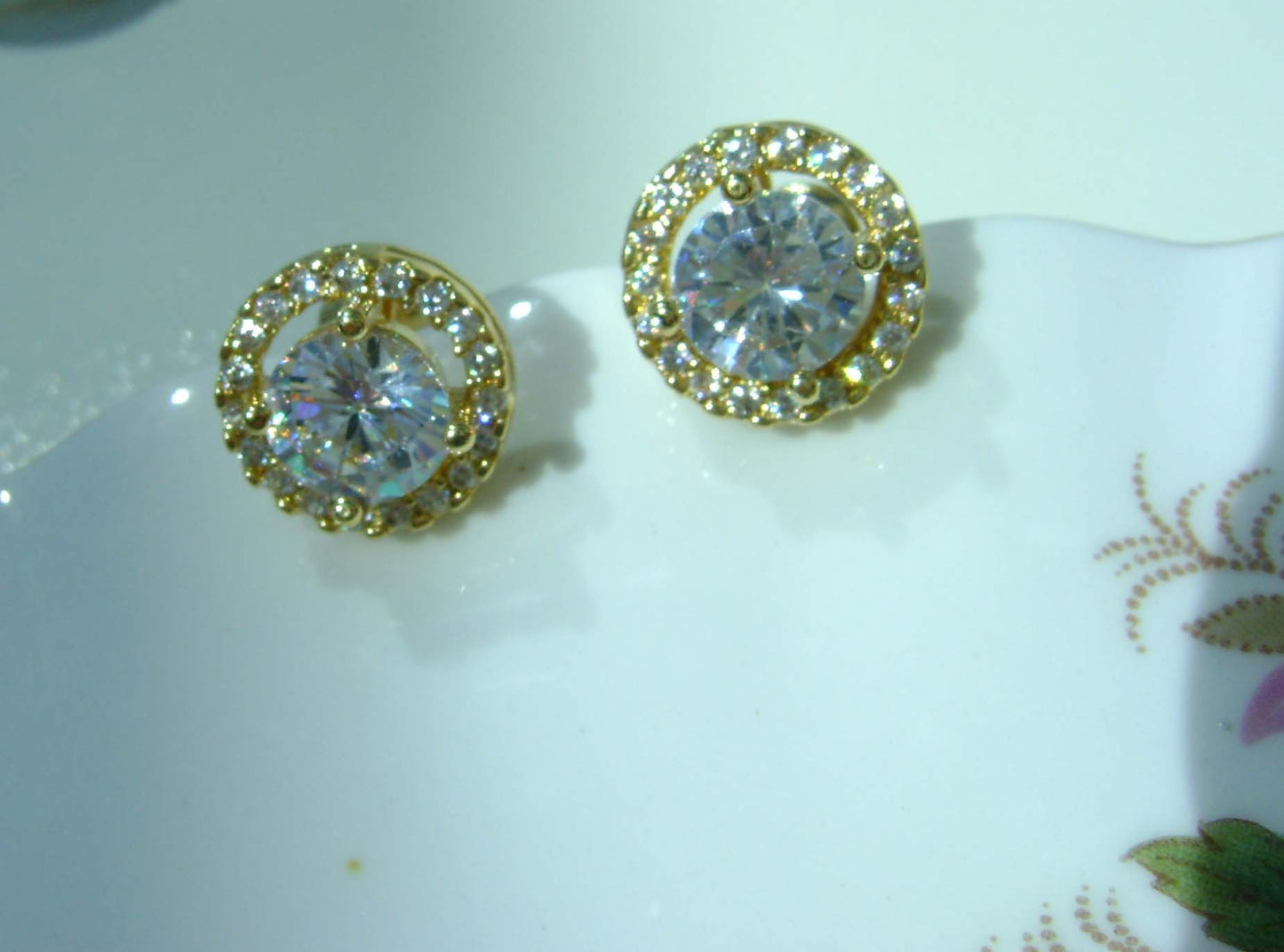 Earrings - Gold
