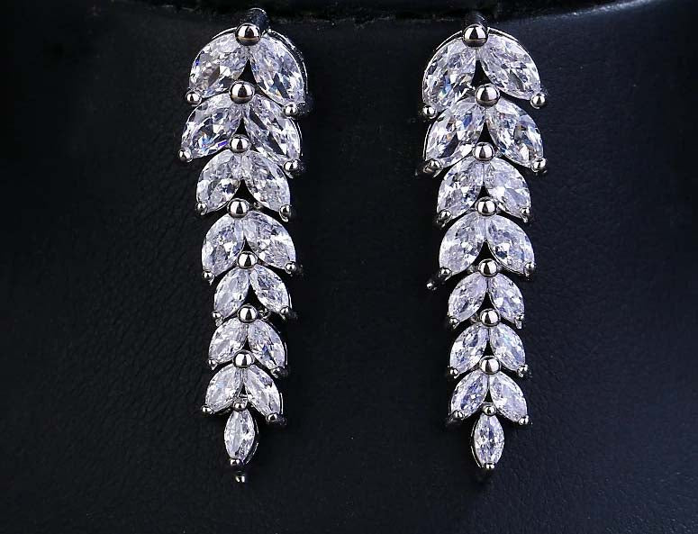 Earrings - Silver Cubic Zirconia Dangle Earring