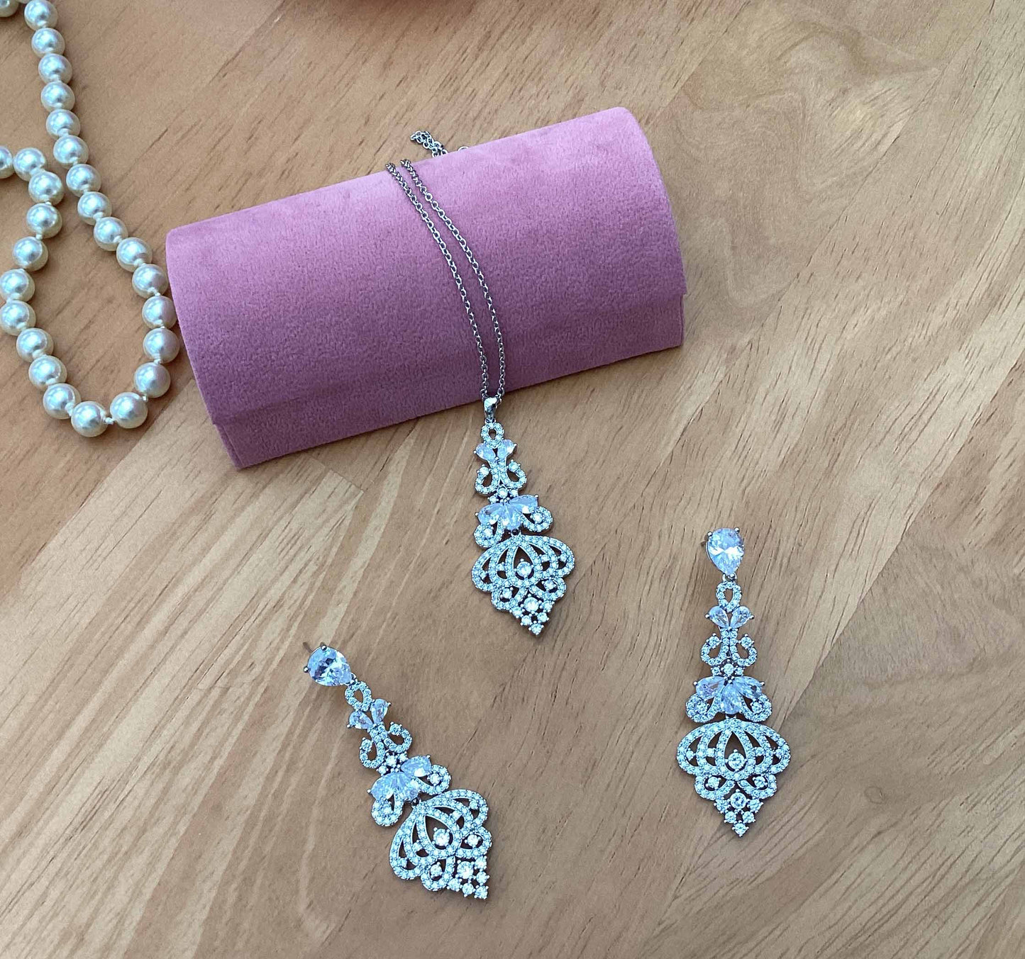 Necklace & Earring set - Silver