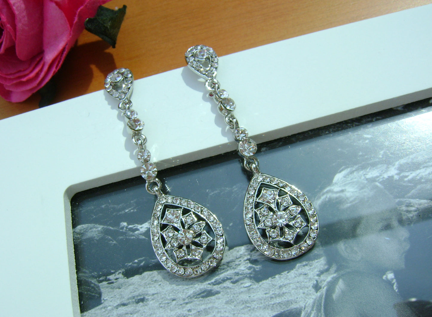 Earrings - Silver Vintage Style Drop Earring