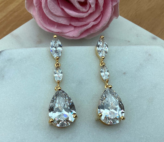 Earrings - Gold Drop