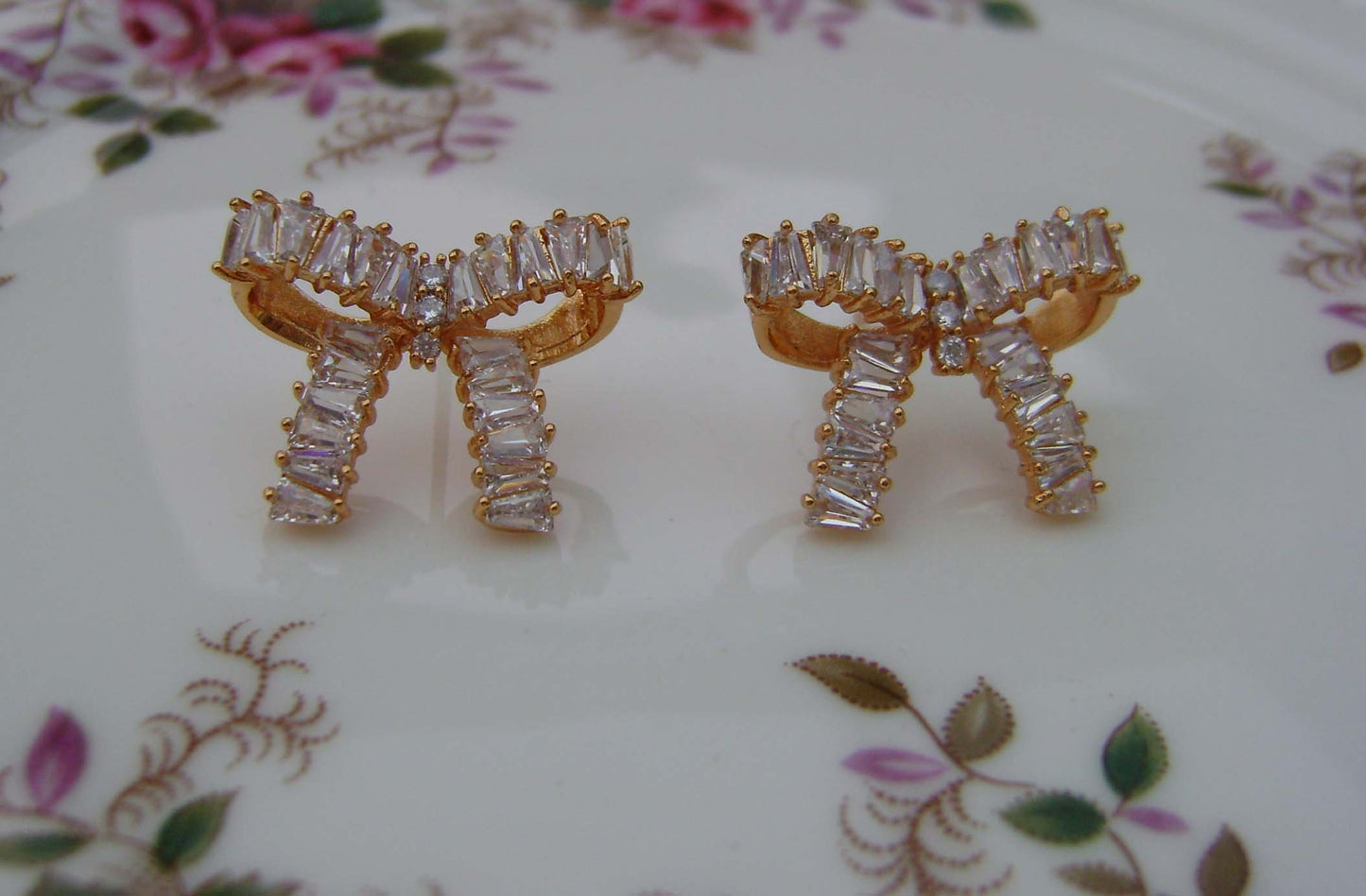 Earrings - Gold