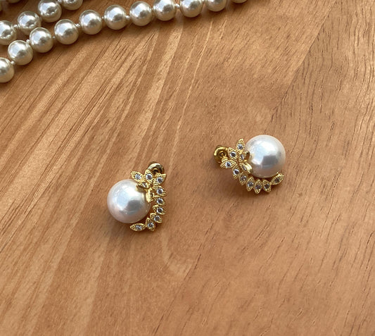 Earrings - Gold Pearl