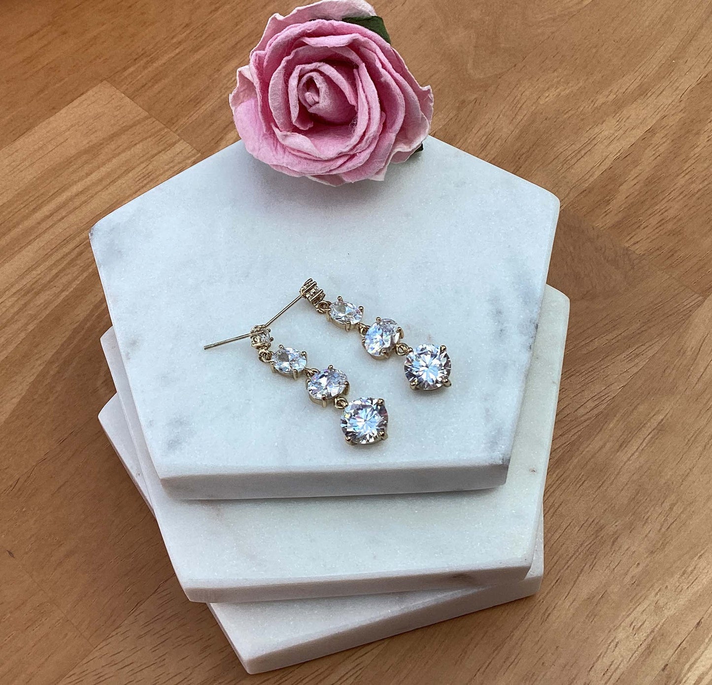 Earrings - Gold Drop