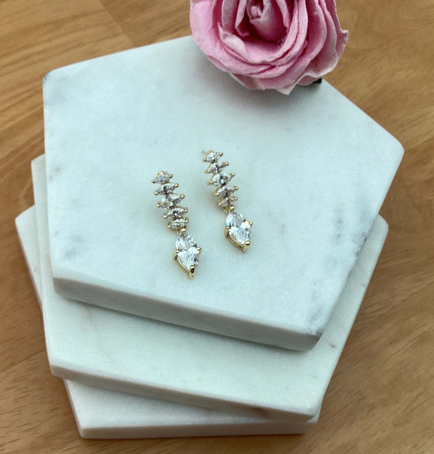 Earrings - Gold Drop