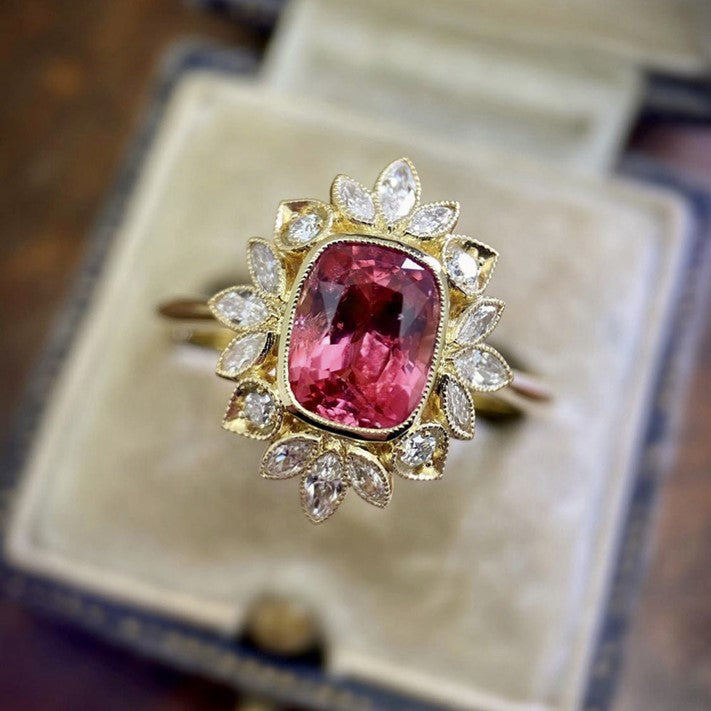 Ring - Gold with Ruby Stones