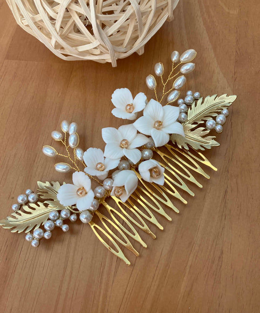 Hair Comb - Gold Porcelain flowers