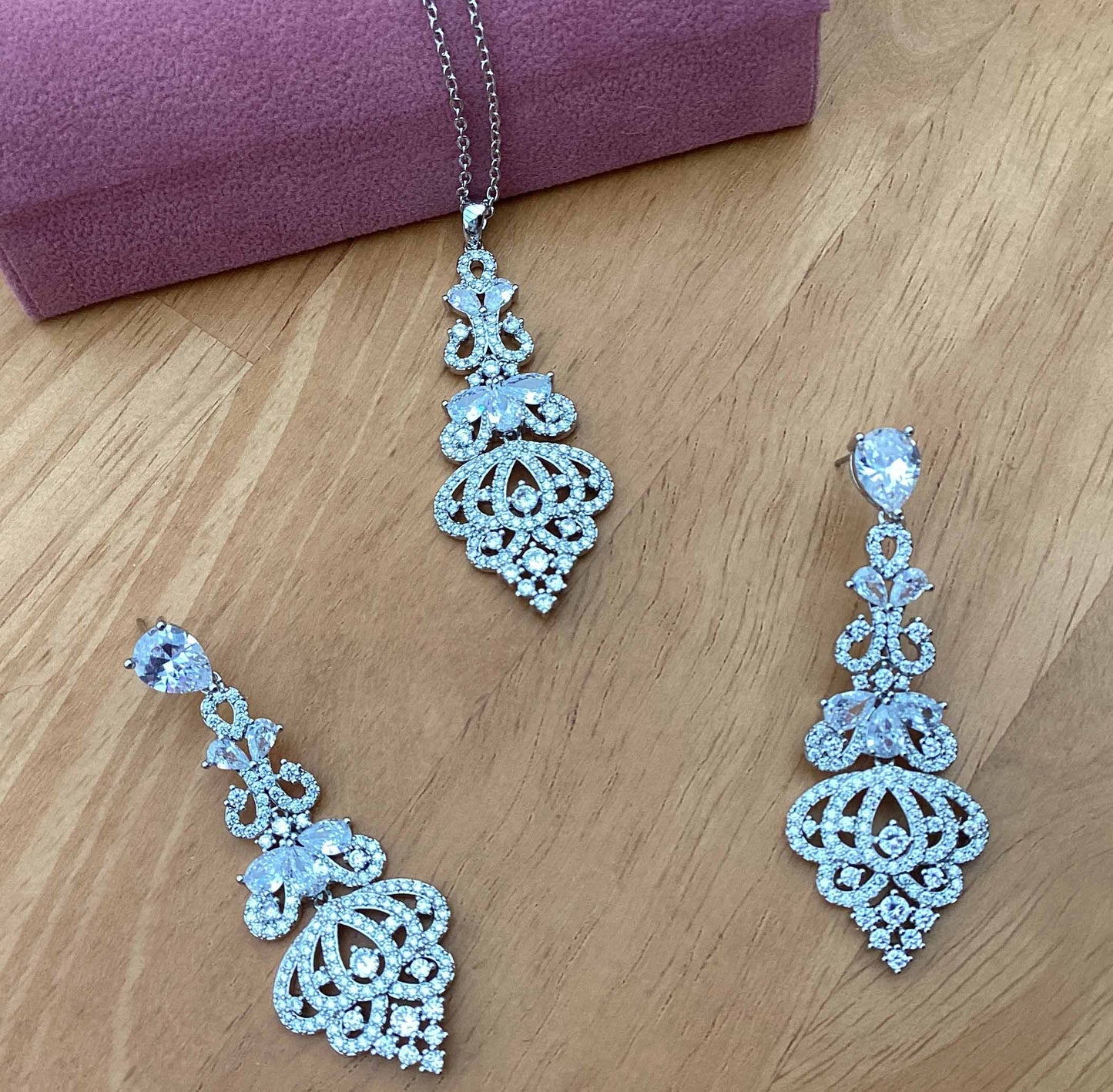 Necklace & Earring set - Silver