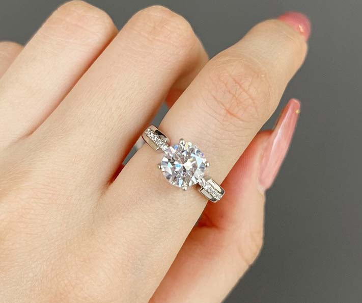 Ring - Silver Solitaire  Cubic Zirconia