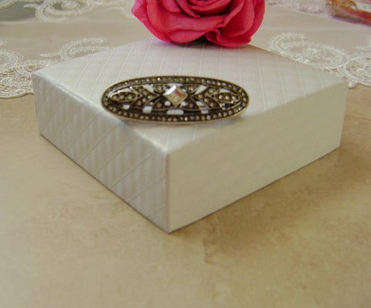 Brooch