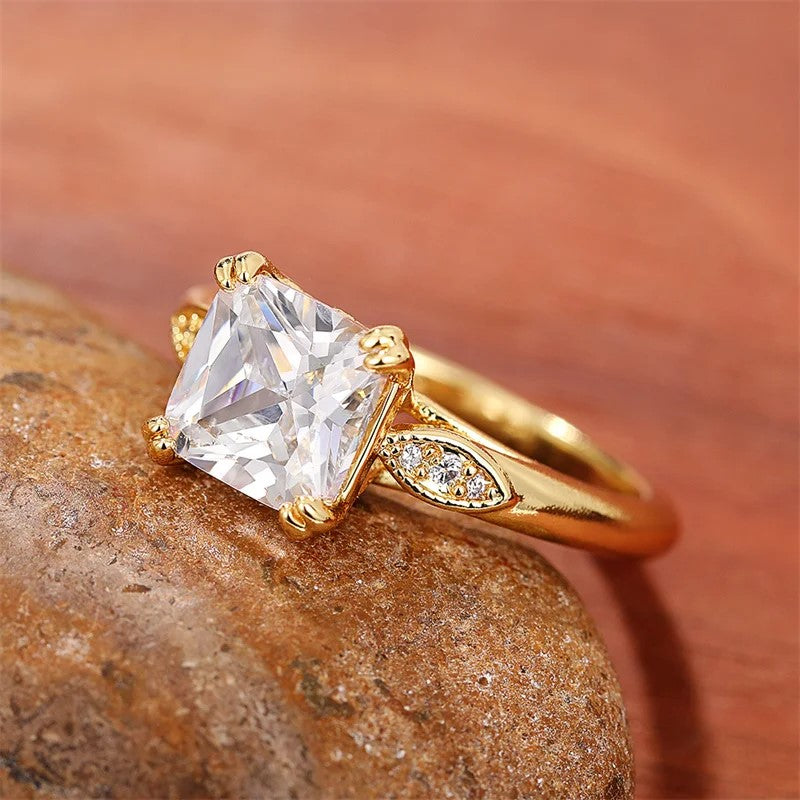 Ring - Gold - Cubic Zirconia