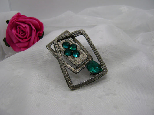 Brooch